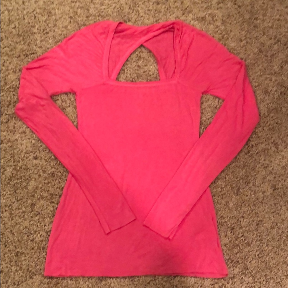 Comfy soft T-shirt: square neck/ cutout back!